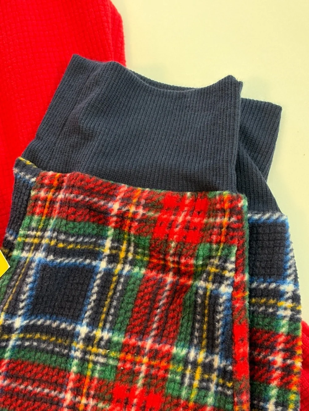 Eddie Bauer Women’s Small Red Plaid Reindeer Super Soft Pajama Set - Picture 5 of 8
